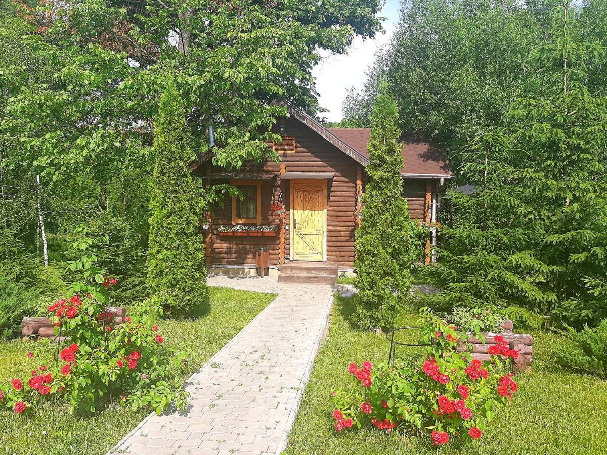 Котедж-Парк Славна Okhtyrka Exterior foto