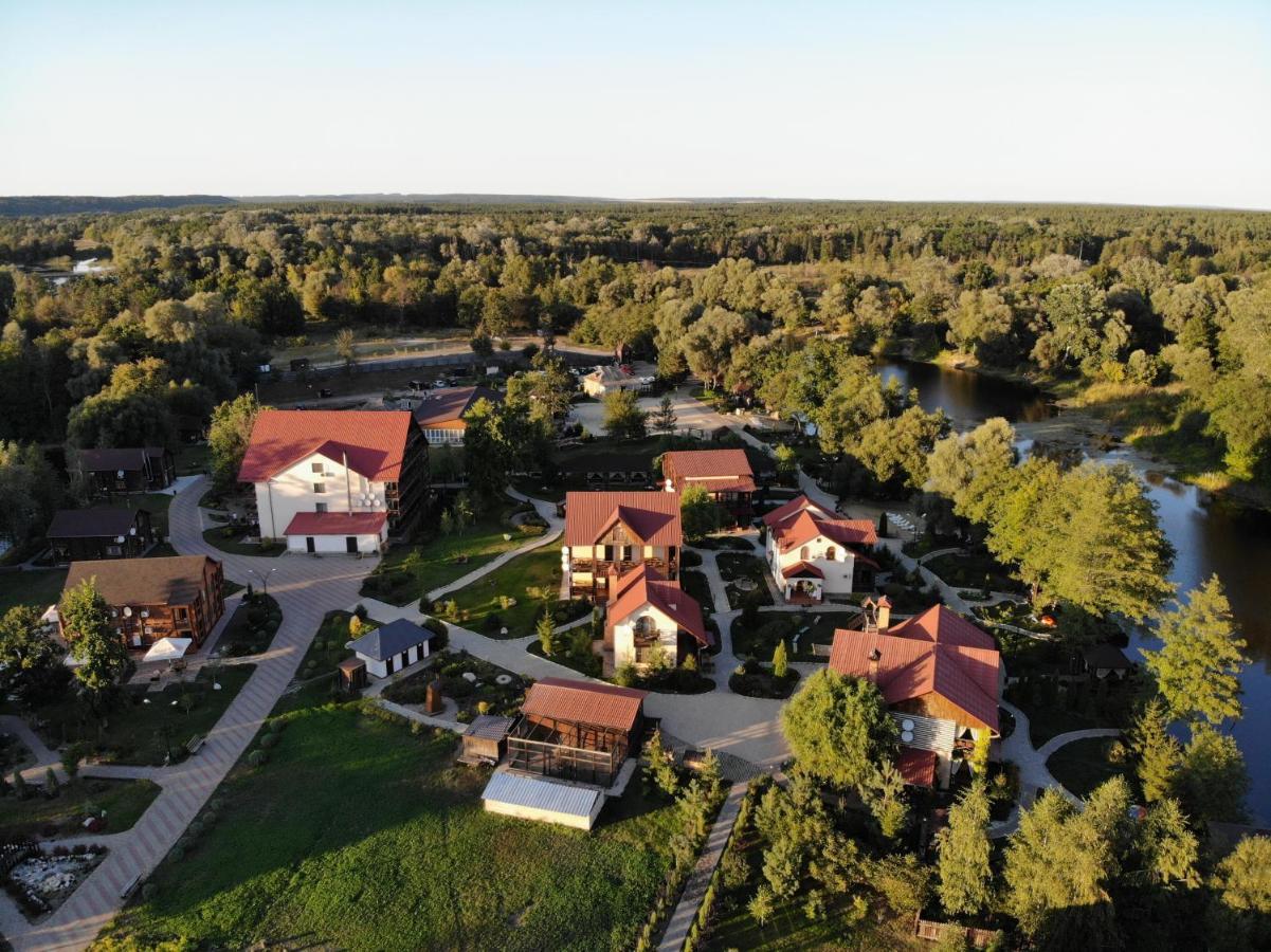 Котедж-Парк Славна Okhtyrka Exterior foto